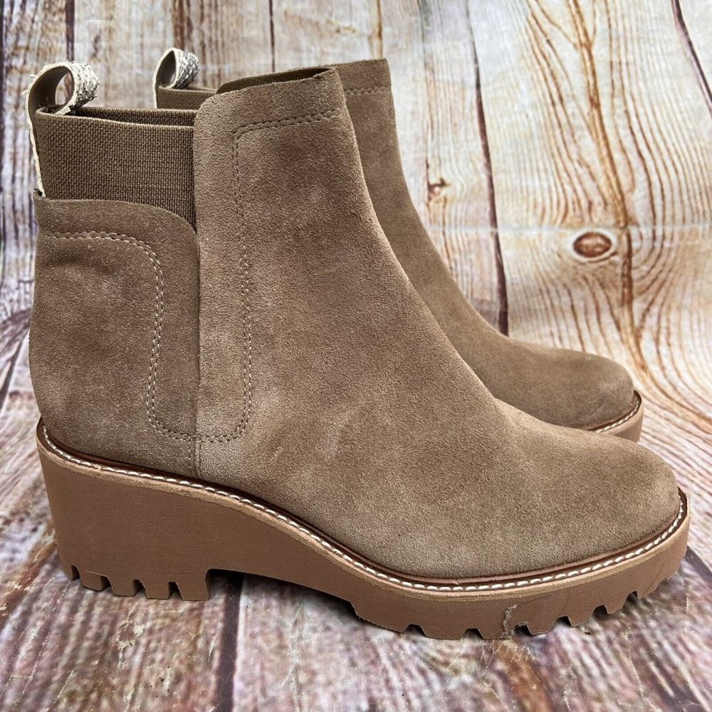 Dolce Vita Lug Sole Chelsea Boot Brown Size 9 Ankle Round Toe Riele